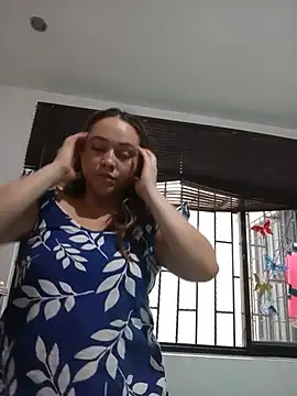 SabrinaVantress' Webcam Show