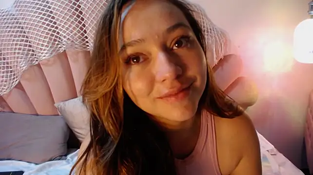 SabrinaVantress' Live XXX Chat