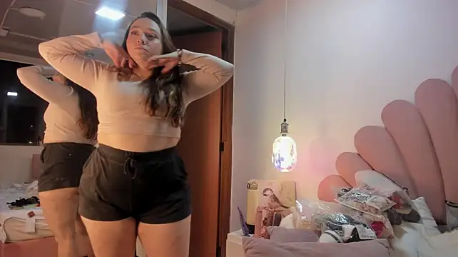 Czat XXX na żywo – SabrinaVantress