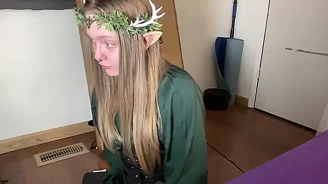 ElfGirlAna's Webcam Show