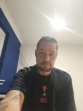 Show modela remy19866 na web-kameri