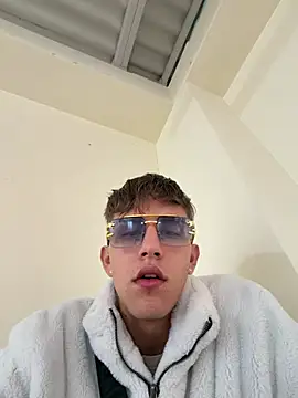 Mateo_savage Adlı Modelin Web Kamerası Şovu