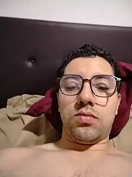 Azelfit webkamerás műsora