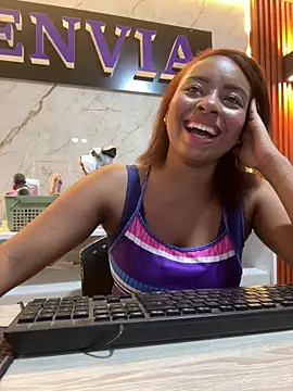 Kloe_rousse01 live XXX chat