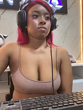 Chat XXX en directo de Kloe_rousse01