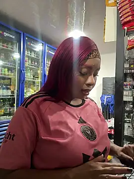 Chat +18 de Kloe_rousse01 ao vivo