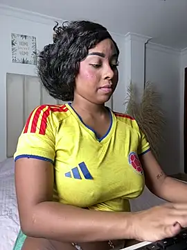 Kloe_rousse01's Live XXX Chat