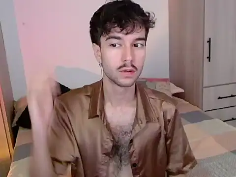 Show de Adrien_polo na webcam