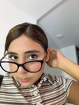 MelodyRey__ Live Chatraum