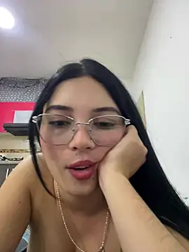 Julianne_valerin 现场XXX聊天