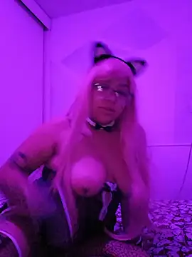 Show modela Jaazminee na web-kameri