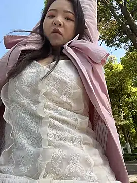 lucyxiaolulu Pertunjukan Webcam