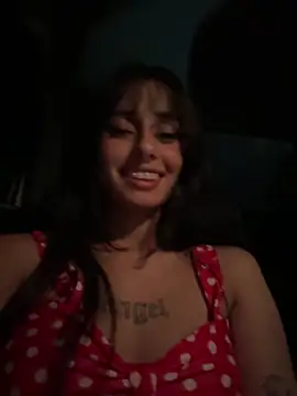 Show modela Cattazahir na web-kameri