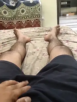 yoursTelugu_boy Show in webcam