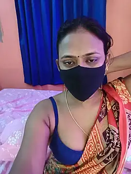 Lena_mahiyaa's Webcam Show