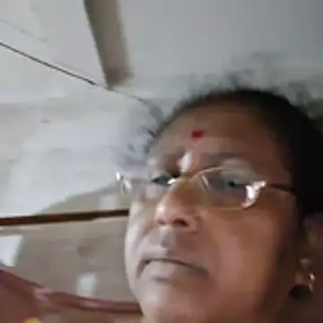 Riya45326 网络视讯表演