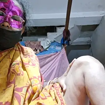 Riya45326 网络视讯表演