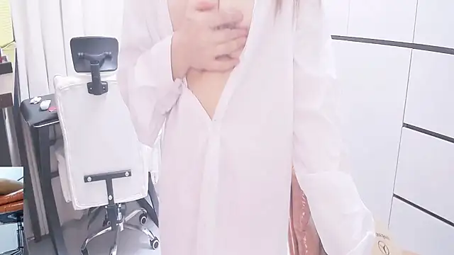 Latte-01 – Live XXX-chat