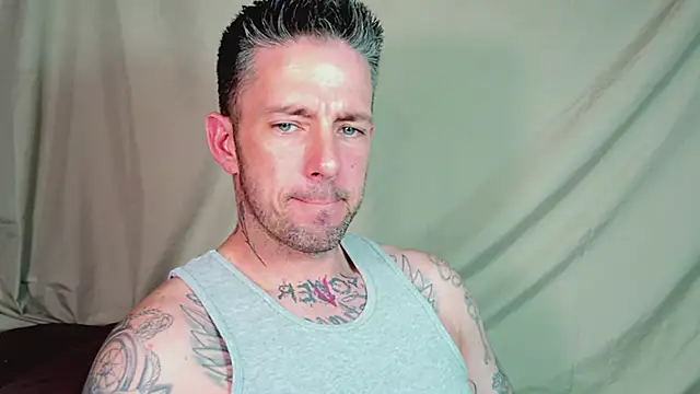 SkylarrGrey's Webcam Show