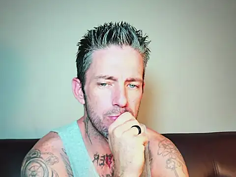 SkylarrGrey's Webcam Show