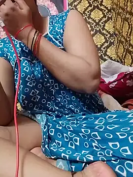 Czat XXX na żywo – Aari_01