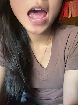 Živý XXX chat Emmi_cute9x