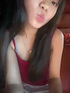 Chat XXX ao vivo de Emmi_cute9x