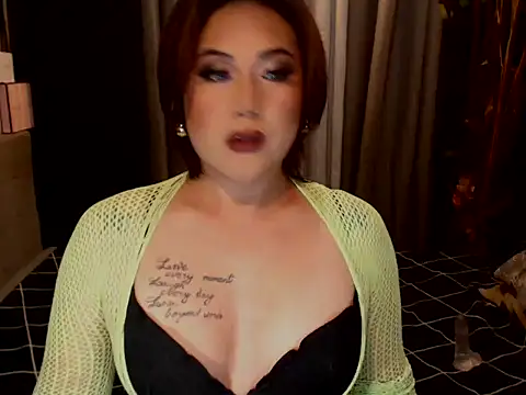 YourMistressAggy 网络视讯表演