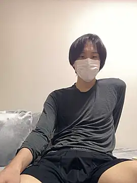 youta200 Show in webcam