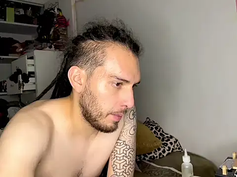 DreadObsessionxX Show in webcam