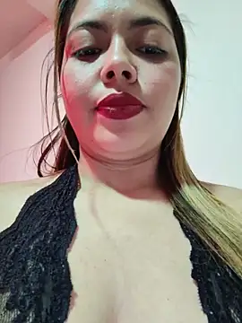 Yelii_'s Live XXX Chat