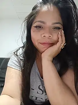Živý XXX chat ROUSSE_SINCLAIR