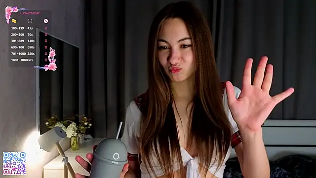 DaynaMacha's Live XXX Chat