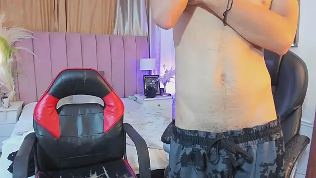 your_d0ll1 Webcam Show