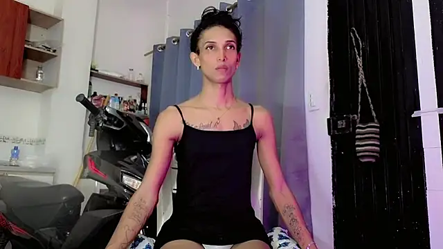 Dirty_xxx1 Adlı Modelin Web Kamerası Şovu