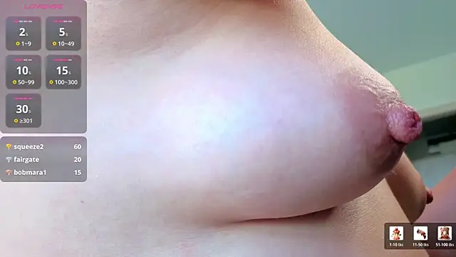 MonikFoxi webkamerás műsora