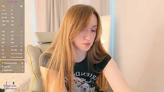 mowalovan Live XXX chat