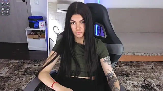 AnacondaOnn Chat XXX in diretta