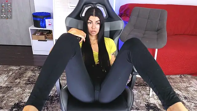 AnacondaOnn live XXX chat