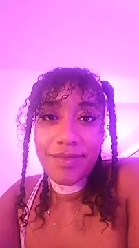 mia_rouxx1's Live XXX Chat