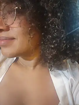 mia_rouxx1 现场XXX聊天
