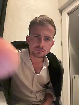 globalfucker34 网络视讯表演