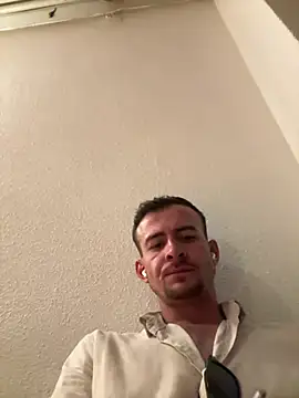globalfucker34 网络视讯表演