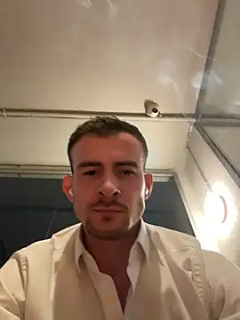 globalfucker34 Adlı Modelin Web Kamerası Şovu
