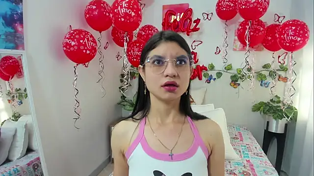 LindaCatalina_ Chat XXX in diretta