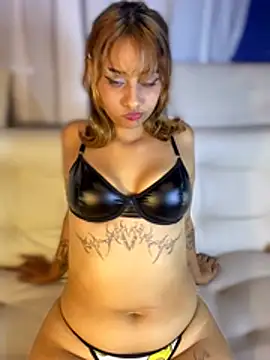 LeylaKnox's Live XXX Chat