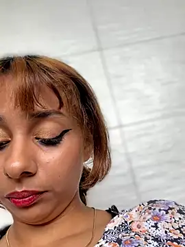 Živý XXX chat LeylaKnox