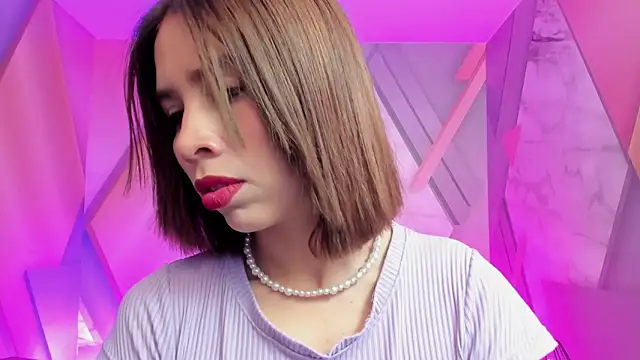 Chat +18 de MacarenaBenz ao vivo