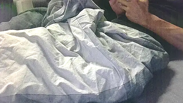 Patm3: διαδικτυακό σόου στην κάμερα