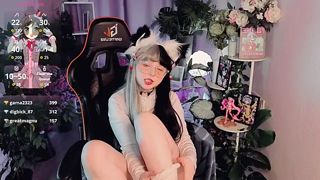 usagi_sasagi Show in webcam